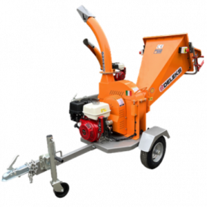 Holzhäcksler mieten